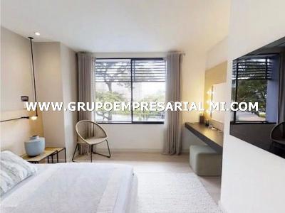 Apartamento en venta en El Poblado, Medellín · foto 4 de 16