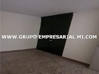 Apartamento en venta en Villa Hermosa, Medellín · foto 5 de 13