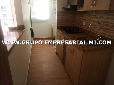Apartamento de 3 alcobas en venta en San Jose, Sabaneta, 59 m² · foto 4 de 20
