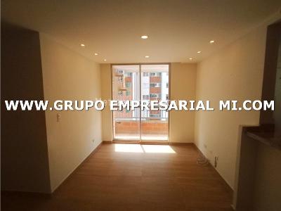 Apartamento de 3 alcobas en venta en San Jose, Sabaneta, 59 m² · foto 6 de 20