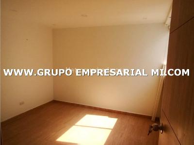 Apartamento de 3 alcobas en venta en San Jose, Sabaneta, 59 m² · foto 9 de 20
