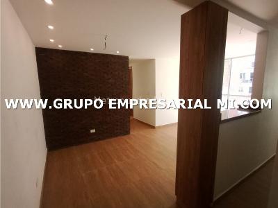 Apartamento de 3 alcobas en venta en San Jose, Sabaneta, 59 m² · foto 12 de 20