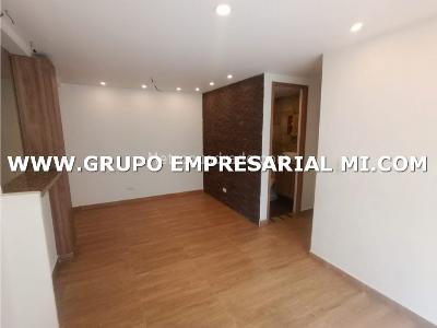 Apartamento de 3 alcobas en venta en San Jose, Sabaneta, 59 m² · foto 13 de 20