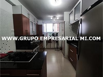 Apartamento en venta en Calasanz, Medellín · foto 2 de 24