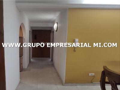 Apartamento en venta en Calasanz, Medellín · foto 7 de 24