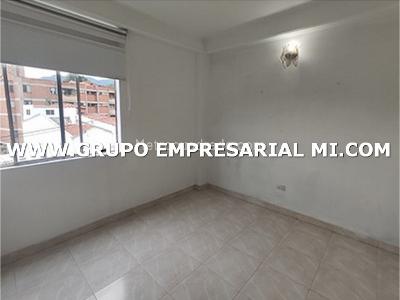 Apartamento en venta en Calasanz, Medellín · foto 8 de 24
