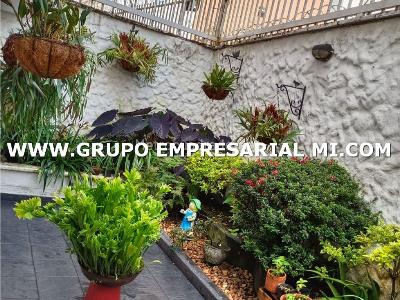 Casa de 3 alcobas en venta en La Doctora, Sabaneta, 217 m² · foto 12 de 16