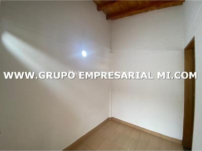Casa de 4 alcobas en venta en Llanogrande, Rionegro, 1550 m² · foto 9 de 20