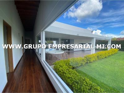 Casa de 4 alcobas en venta en Llanogrande, Rionegro, 1550 m² · foto 10 de 20