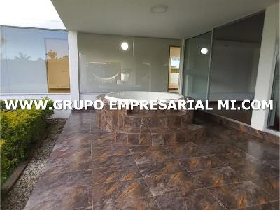 Casa de 4 alcobas en venta en Llanogrande, Rionegro, 1550 m² · foto 12 de 20