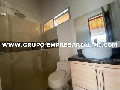 Casa de 4 alcobas en venta en Llanogrande, Rionegro, 1550 m² · foto 19 de 20