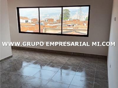 Casa en venta en Calatrava, Itagüí · foto 10 de 17