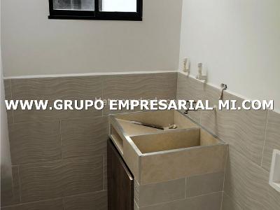 Casa en venta en Calatrava, Itagüí · foto 12 de 17