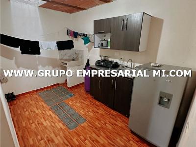 Casa de 5 alcobas en venta en San Antonio, Medellín, 100 m² · foto 5 de 20