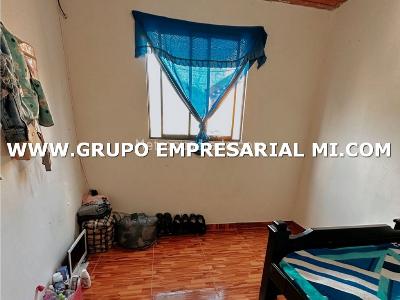 Casa de 5 alcobas en venta en San Antonio, Medellín, 100 m² · foto 12 de 20