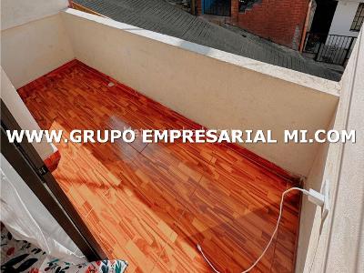 Casa de 5 alcobas en venta en San Antonio, Medellín, 100 m² · foto 15 de 20