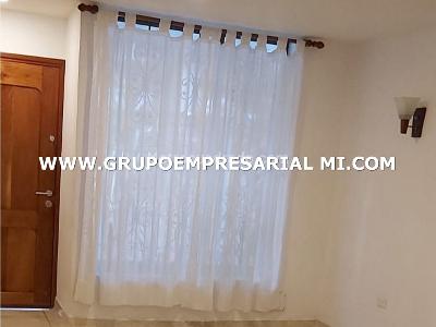 Apartamento de 3 alcobas en venta en Villa Hermosa, Medellín, 151 m² · foto 12 de 18