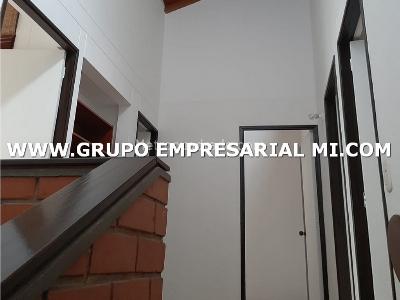 Casa de 4 alcobas en venta en El Dorado, Envigado, 192 m² · foto 10 de 20