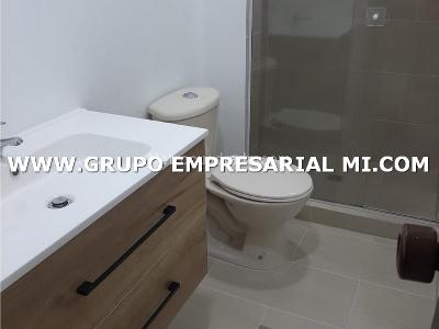 Casa de 4 alcobas en venta en El Dorado, Envigado, 192 m² · foto 16 de 20