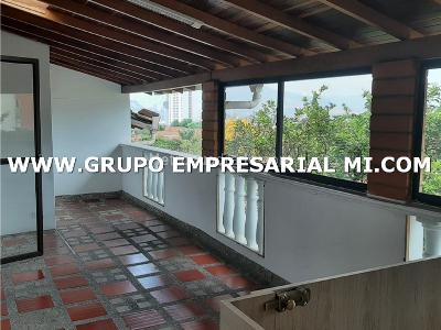 Casa de 4 alcobas en venta en El Dorado, Envigado, 192 m² · foto 18 de 20