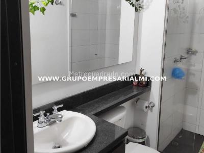 Apartamento de 3 alcobas en venta en Niquia, Bello, 80 m² · foto 9 de 13