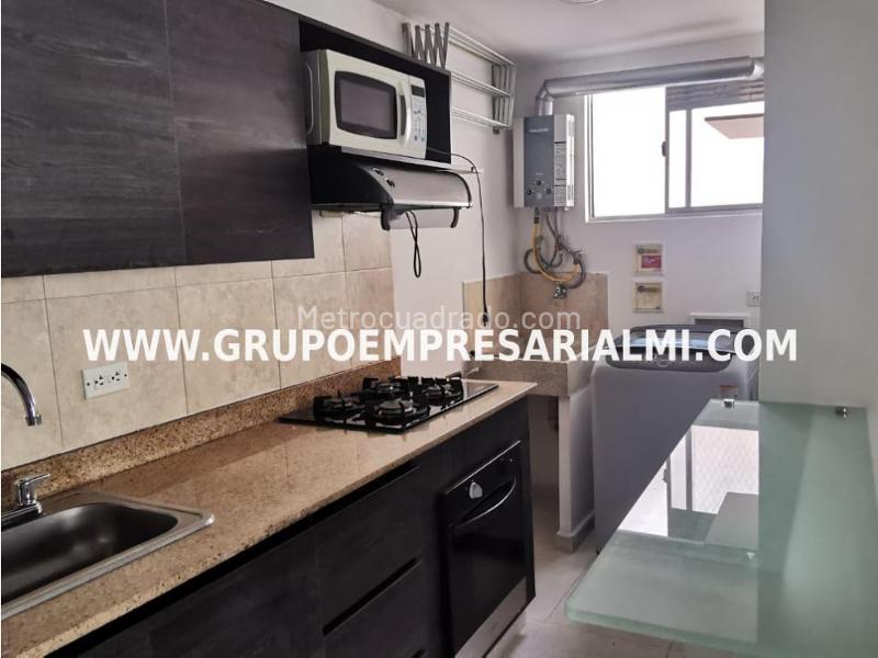 Apto con encanto de 3 Alcobas en El Poblado - 2