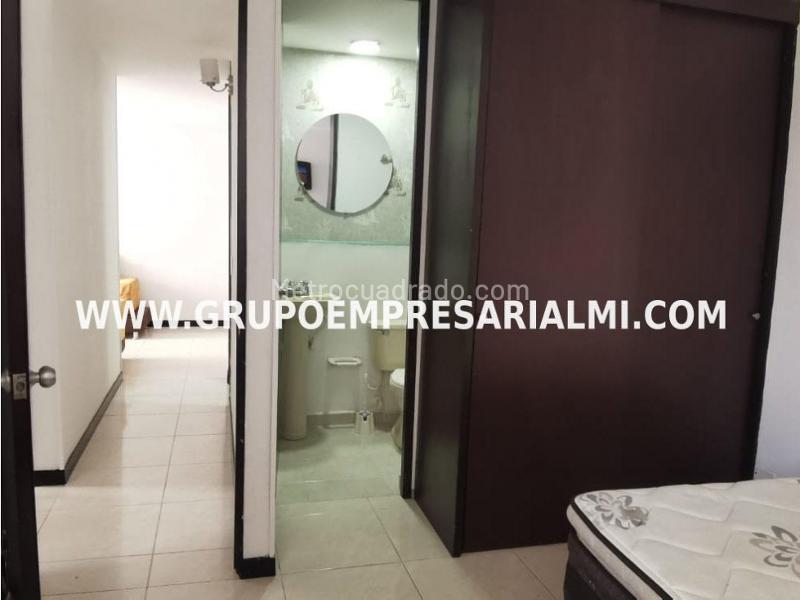 Apto con encanto de 3 Alcobas en El Poblado - 5