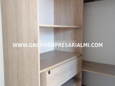 Apartamento de 3 alcobas en venta en Valerias, Bello, 62 m² · foto 2 de 8