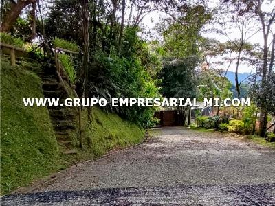 Casa de 5 alcobas en venta en Envigado, Envigado, 400 m² · foto 18 de 20