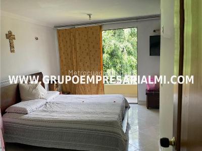 Casa de 4 alcobas en venta en Robledo, Medellín, 127 m² · foto 7 de 14