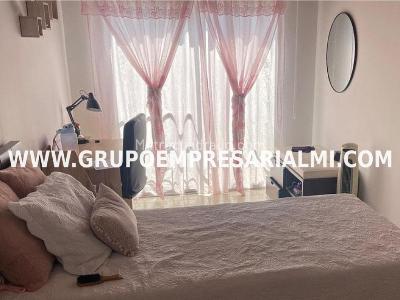 Casa de 4 alcobas en venta en Robledo, Medellín, 127 m² · foto 9 de 14