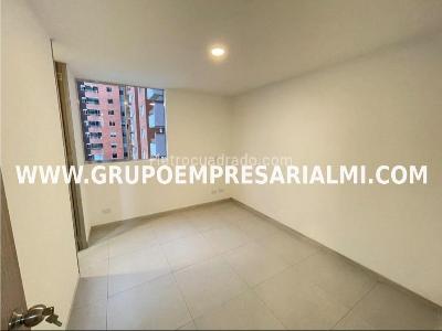 Apartamento en arriendo en El Poblado, Medellín · foto 5 de 9