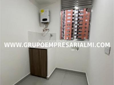 Apartamento en arriendo en El Poblado, Medellín · foto 7 de 9