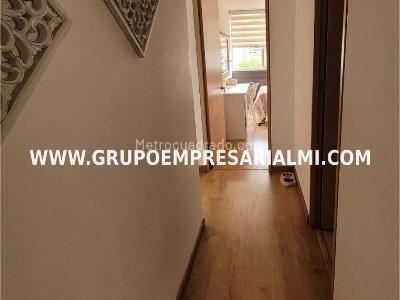 Apartamento de 3 alcobas en venta en La Doctora, Sabaneta, 88 m² · foto 5 de 12