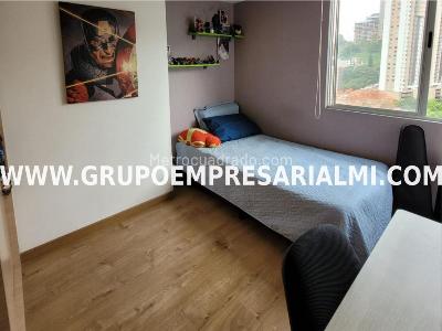 Apartamento de 3 alcobas en venta en La Doctora, Sabaneta, 88 m² · foto 7 de 12