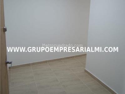 Apartamento en venta en Manrique, Medellín · foto 5 de 13