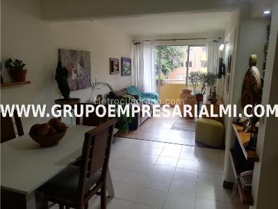Apartamento de 3 alcobas en venta en Belen, Medellín, 68 m² · foto 3 de 15