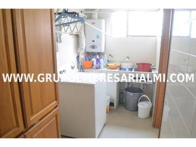Apartamento en venta en El Poblado, Medellín · foto 6 de 20