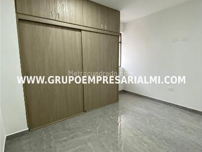 Apartamento de 3 alcobas en venta en Rosales, Medellín, 120 m² · foto 11 de 19