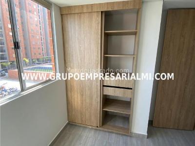 Apartamento de 2 alcobas en venta en Las Lomitas, Sabaneta, 60 m² · foto 8 de 13
