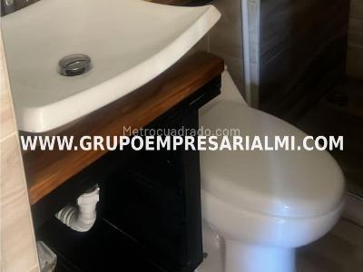 Apartamento de 3 alcobas en venta en Valerias, Bello, 66 m² · foto 6 de 12