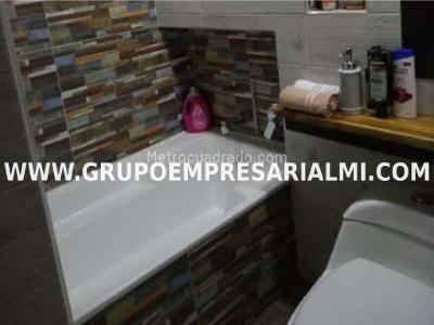 Apartamento de 3 alcobas en venta en Valerias, Bello, 66 m² · foto 8 de 12