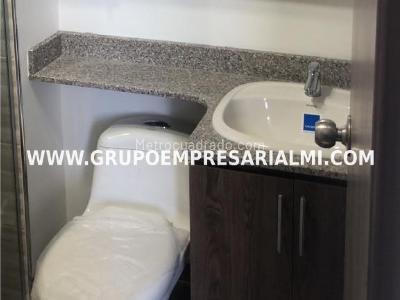 Apartamento de 3 alcobas en venta en La Doctora, Sabaneta, 60 m² · foto 4 de 4
