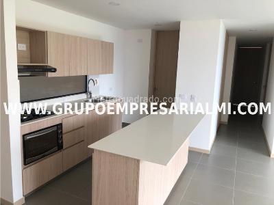 Apartamento de 4 alcobas en venta en El Escobero, Envigado, 113 m² · foto 2 de 18