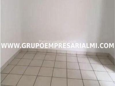 Casa de 5 alcobas en venta en Aranjuez, Medellín, 157 m² · foto 10 de 13