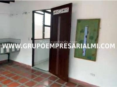 Casa de 5 alcobas en venta en Aranjuez, Medellín, 157 m² · foto 12 de 13