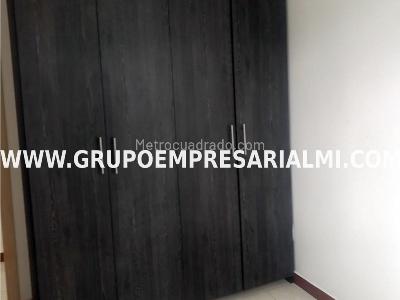 Apartamento en venta en Ditaires, Itagüí · foto 3 de 4