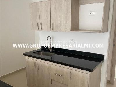 Apartamento de 3 alcobas en venta en Cabañas, Bello, 90 m² · foto 4 de 15