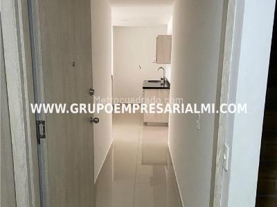 Apartamento de 3 alcobas en venta en Cabañas, Bello, 90 m² · foto 5 de 15