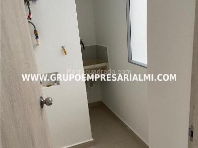 Apartamento de 3 alcobas en venta en Cabañas, Bello, 90 m² · foto 11 de 15